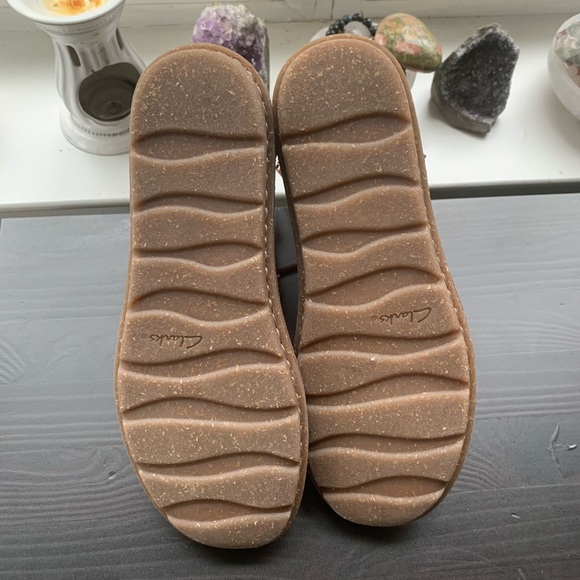 Clarks Wine Booties Women - Picture 7 of 11